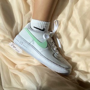 🌿Custom Mint Green Air Force 1🌿